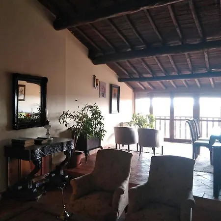 Donatila Villasbuenas de Gata